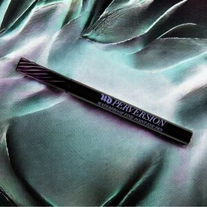 Urban Decay Perversion Waterproof Fine-Point Eye Pen - Black Eyeliner NEW